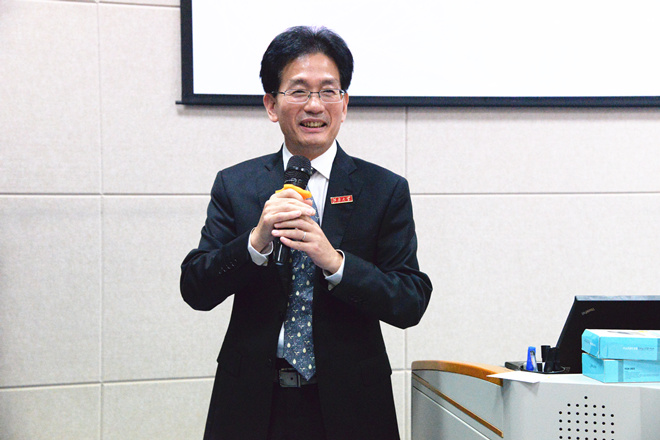 至尊z9999全讯院长滕乐法发表讲话
