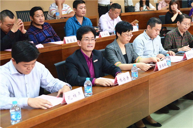 我校、院领导出席交流会