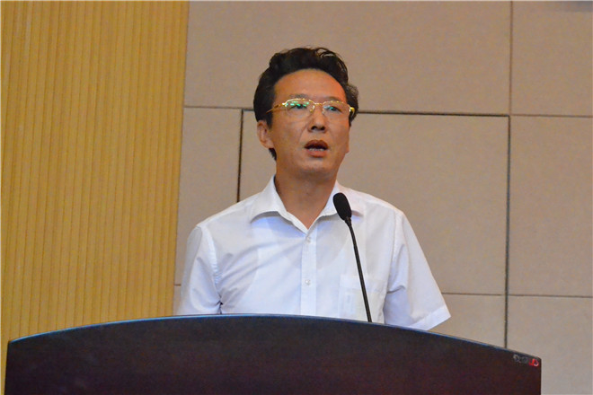 校教务处曹栋处长发表讲话